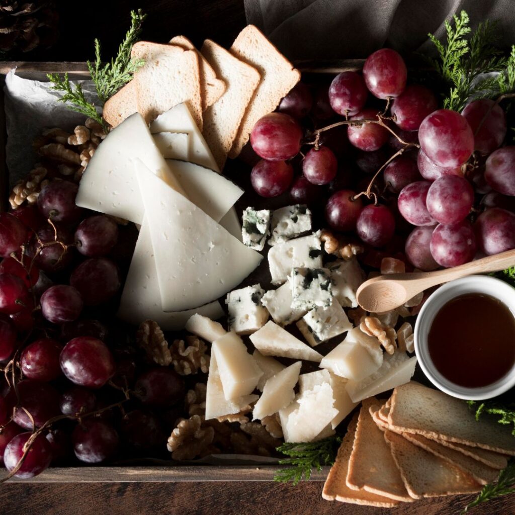 : produit artisanal labellisé fromage Camembert Roquefort France